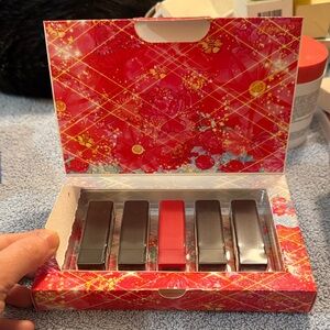 Shiseido modernMatte powder lipstick holiday colors mini lip bouquet